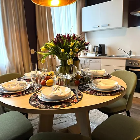 Lägenhet M-stay Klassische 3-zimmer-wohnung, Zentrale Lage, 24h Self-check-in, Nn 404